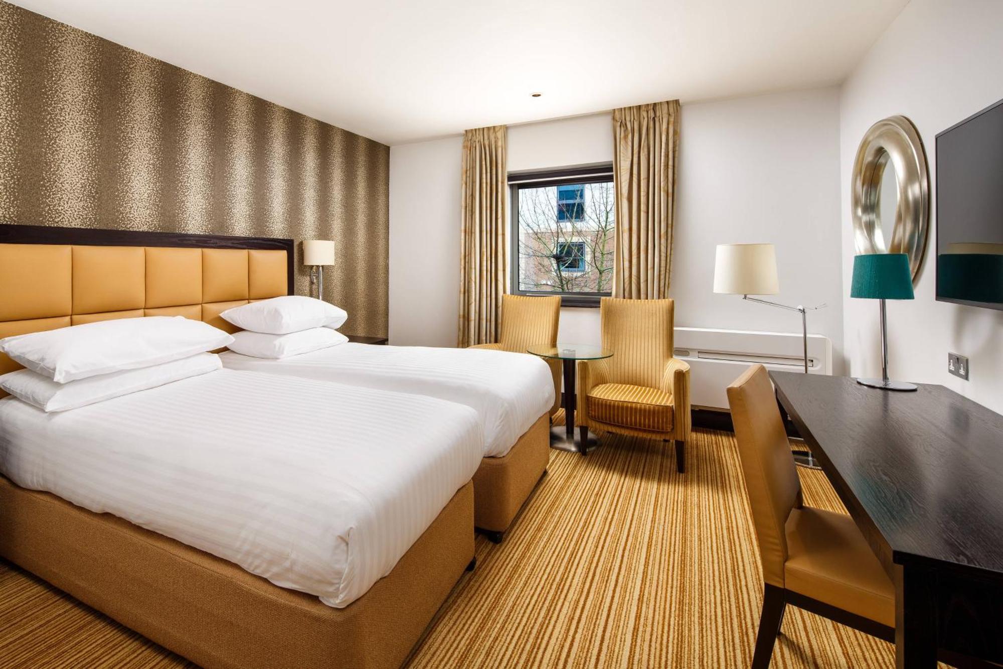 Delta Hotels By Marriott Nottingham Belfry Exterior foto